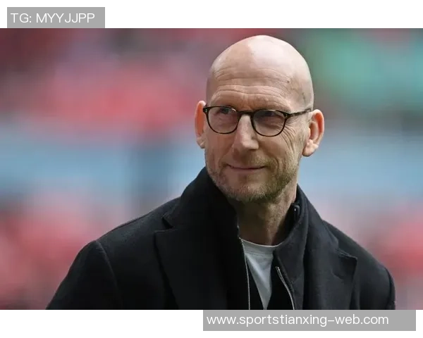 斯塔姆支持曼联续约马奎尔称其为球队重要榜样与领袖 斯塔姆支持曼联续约马奎尔称其为球队重要榜样与领袖